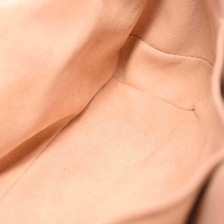 USED Gucci Calfskin Matelasse Medium GG Marmont Shoulder Bag Candy Mousse