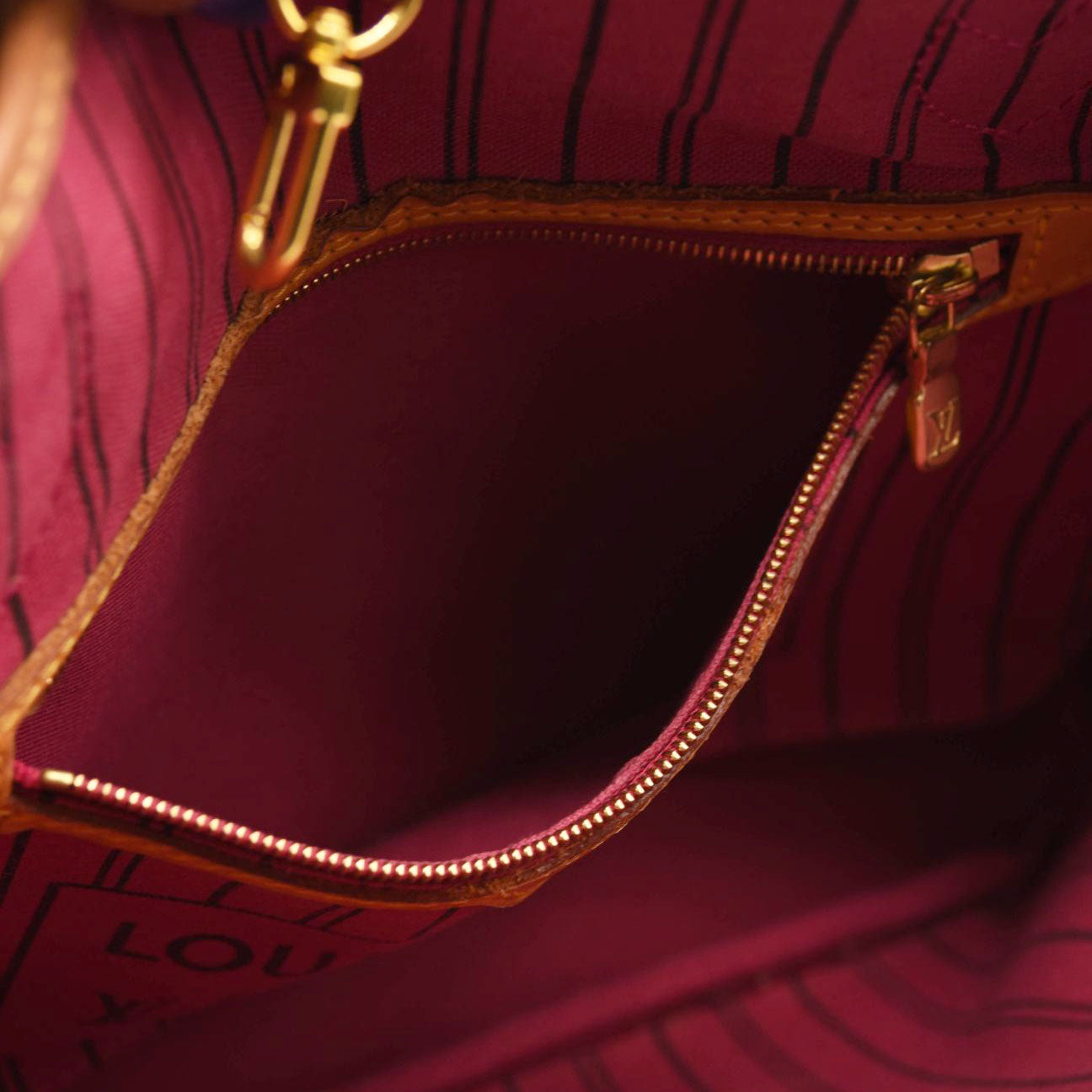 LOUIS VUITTON Monogram Neo Neverfull PM Pivoine