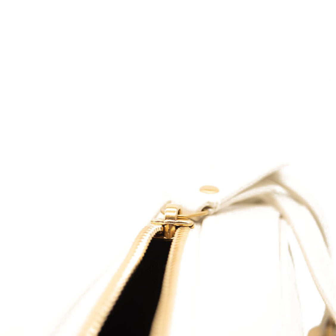 NEW SAINT LAURENT Calfskin Matelasse Monogram Lou Camera Bag in Off White Cream