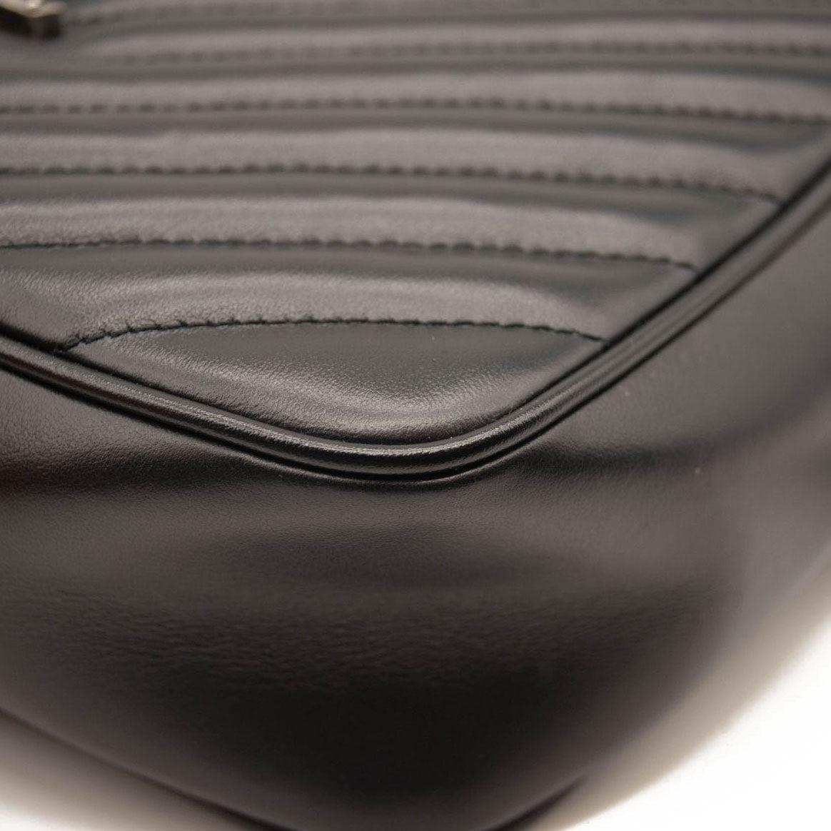 NEW Saint Laurent Lou Camera Medium Zip Leather Shoulder Bag Silver