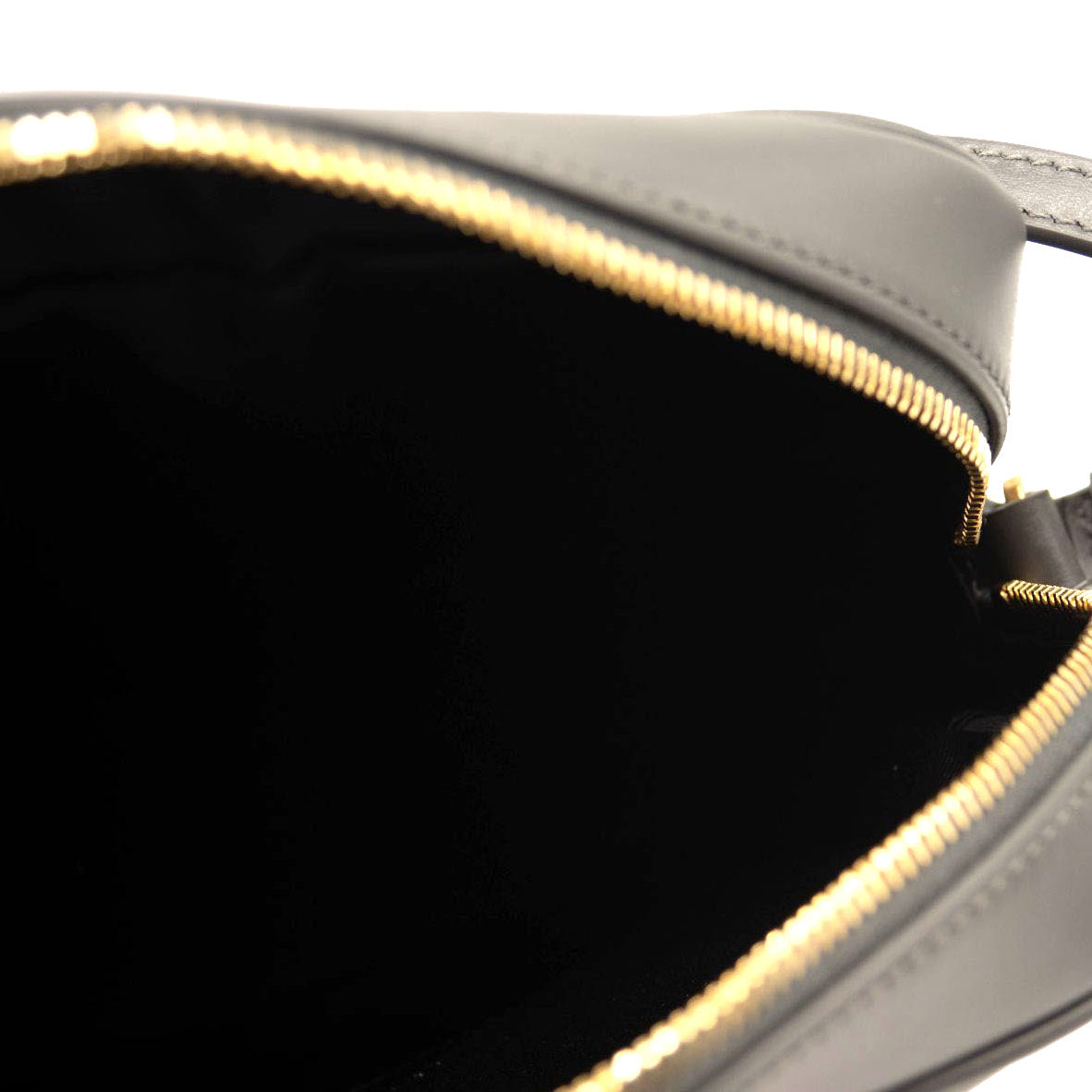 NEW Saint Laurent Grey Matelasse Leather Medium Monogram Lou Camera Crossbody Bag