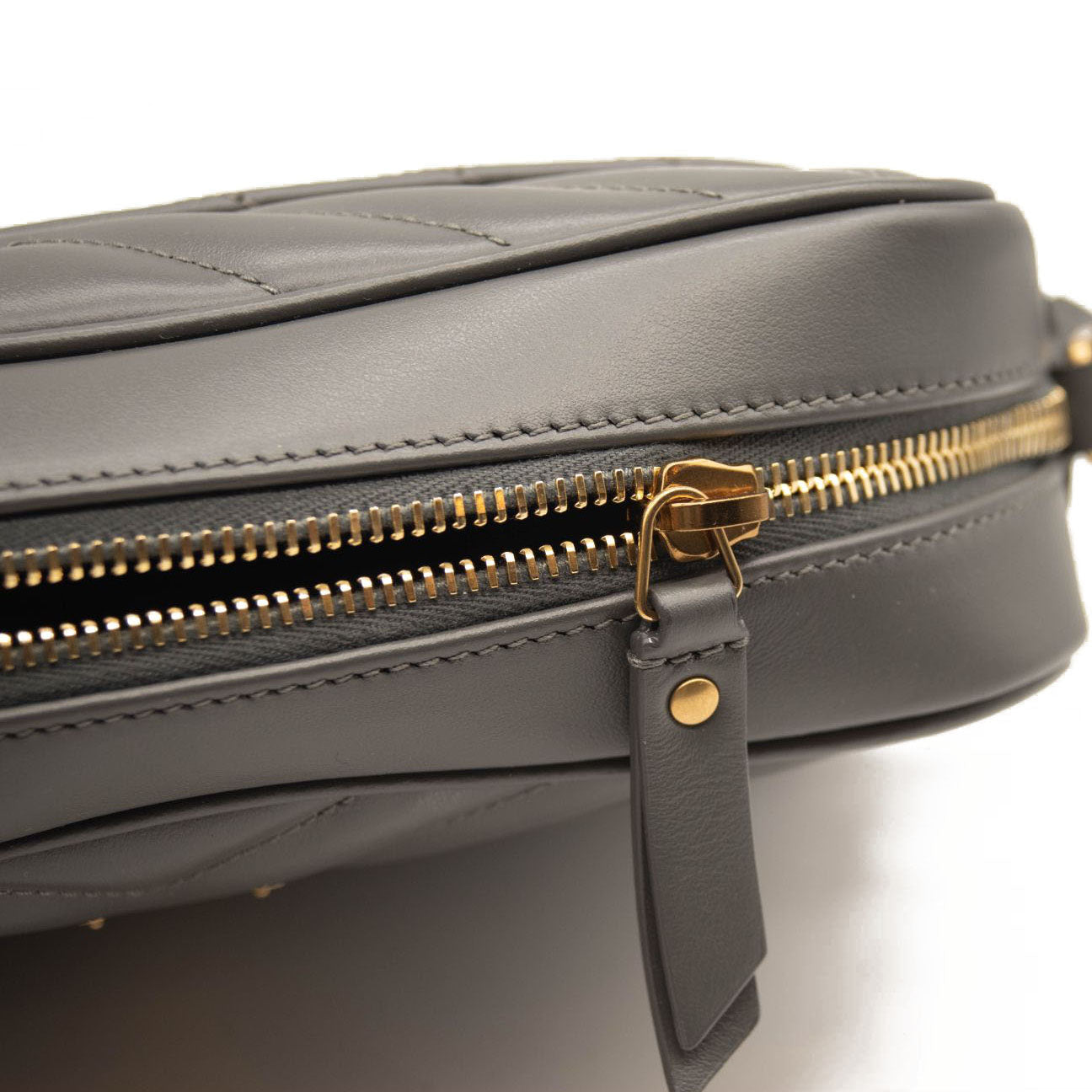 NEW Saint Laurent Grey Matelasse Leather Medium Monogram Lou Camera Crossbody Bag