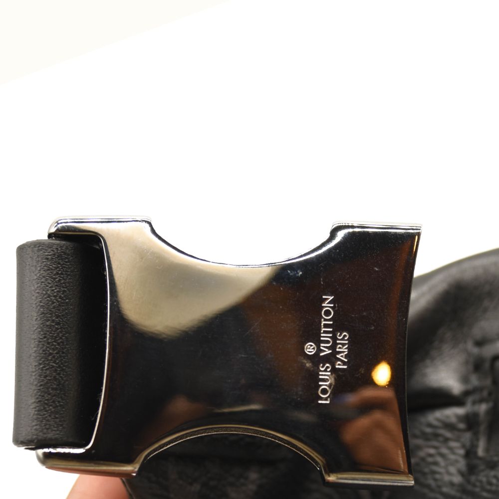 LOUIS VUITTON Monogram Eclipse Discovery Bumbag