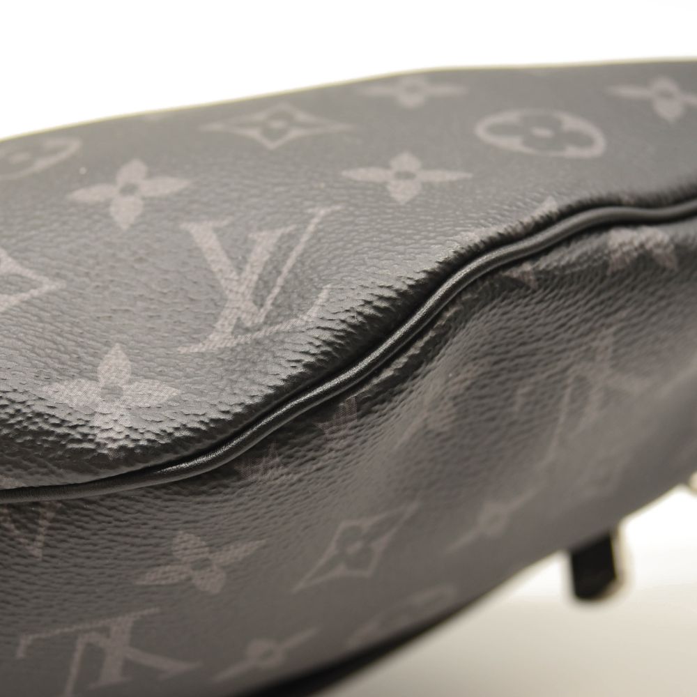 LOUIS VUITTON Monogram Eclipse Discovery Bumbag