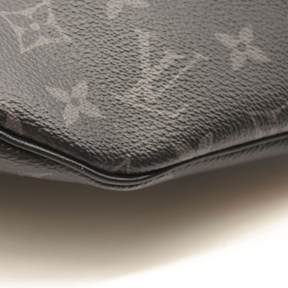 LOUIS VUITTON Monogram Eclipse Discovery Bumbag