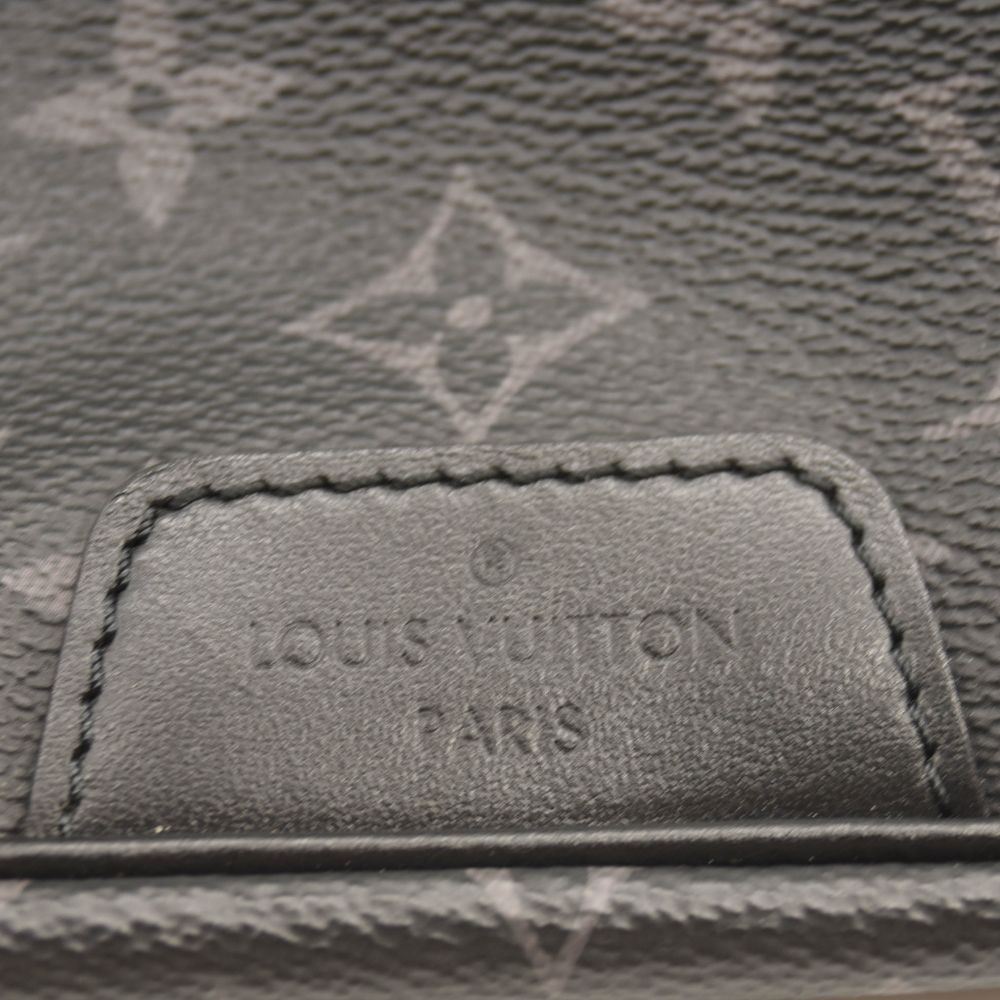 LOUIS VUITTON Monogram Eclipse Discovery Bumbag