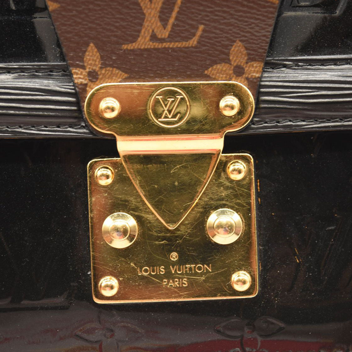 LOUIS VUITTON Vernis Epi Monogram Wynwood Black