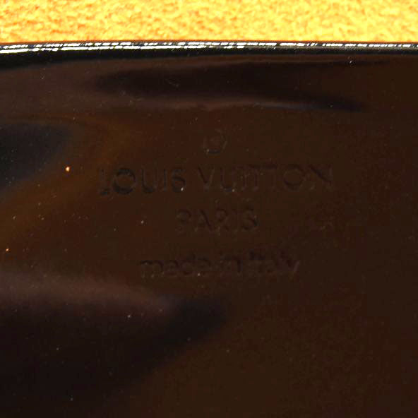 LOUIS VUITTON Vernis Epi Monogram Wynwood Black