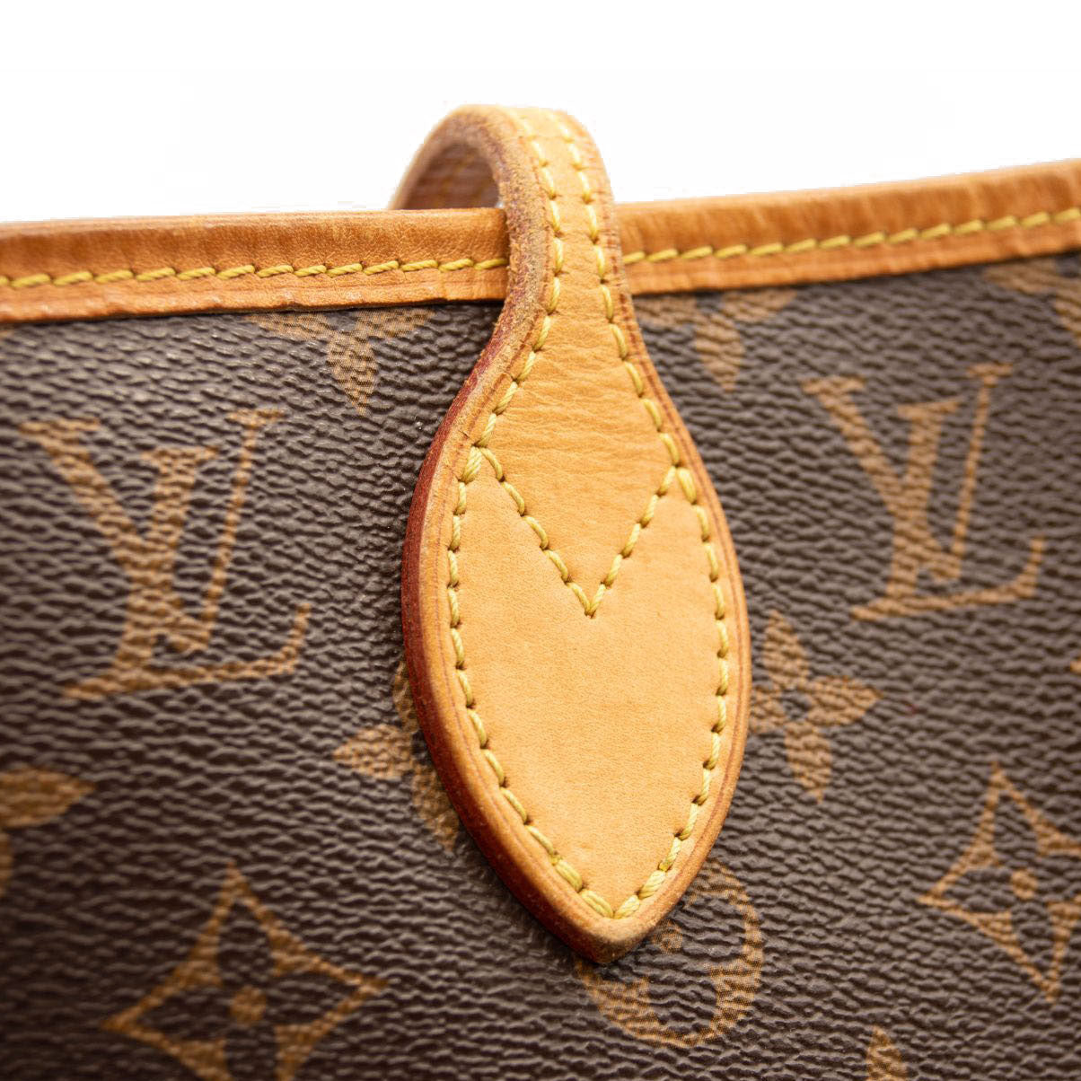 LOUIS VUITTON Monogram Neverfull MM Cherry Cerise