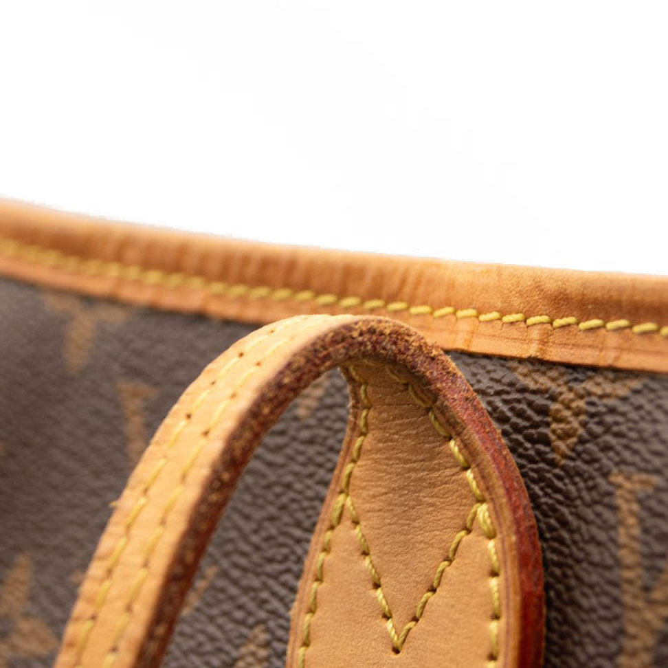 LOUIS VUITTON Monogram Neverfull MM Cherry Cerise