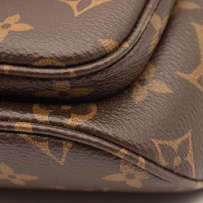 NEW LOUIS VUITTON Monogram Mini Bumbag