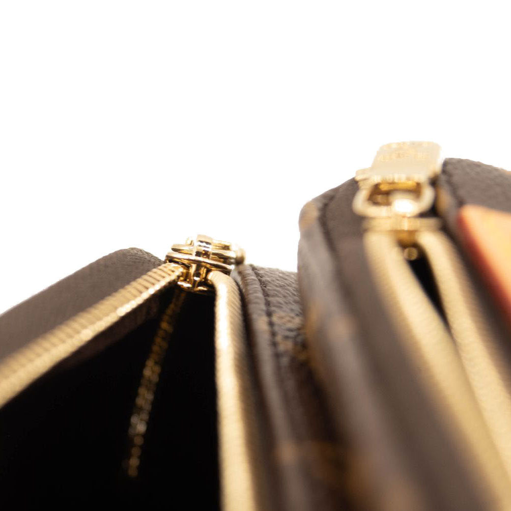 NEW LOUIS VUITTON Monogram Mini Bumbag