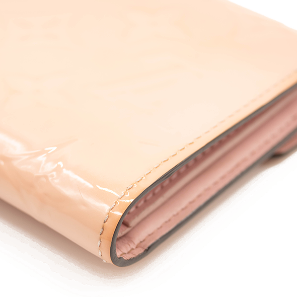 LOUIS VUITTON Vernis Victorine Compact Wallet Rose Ballerine