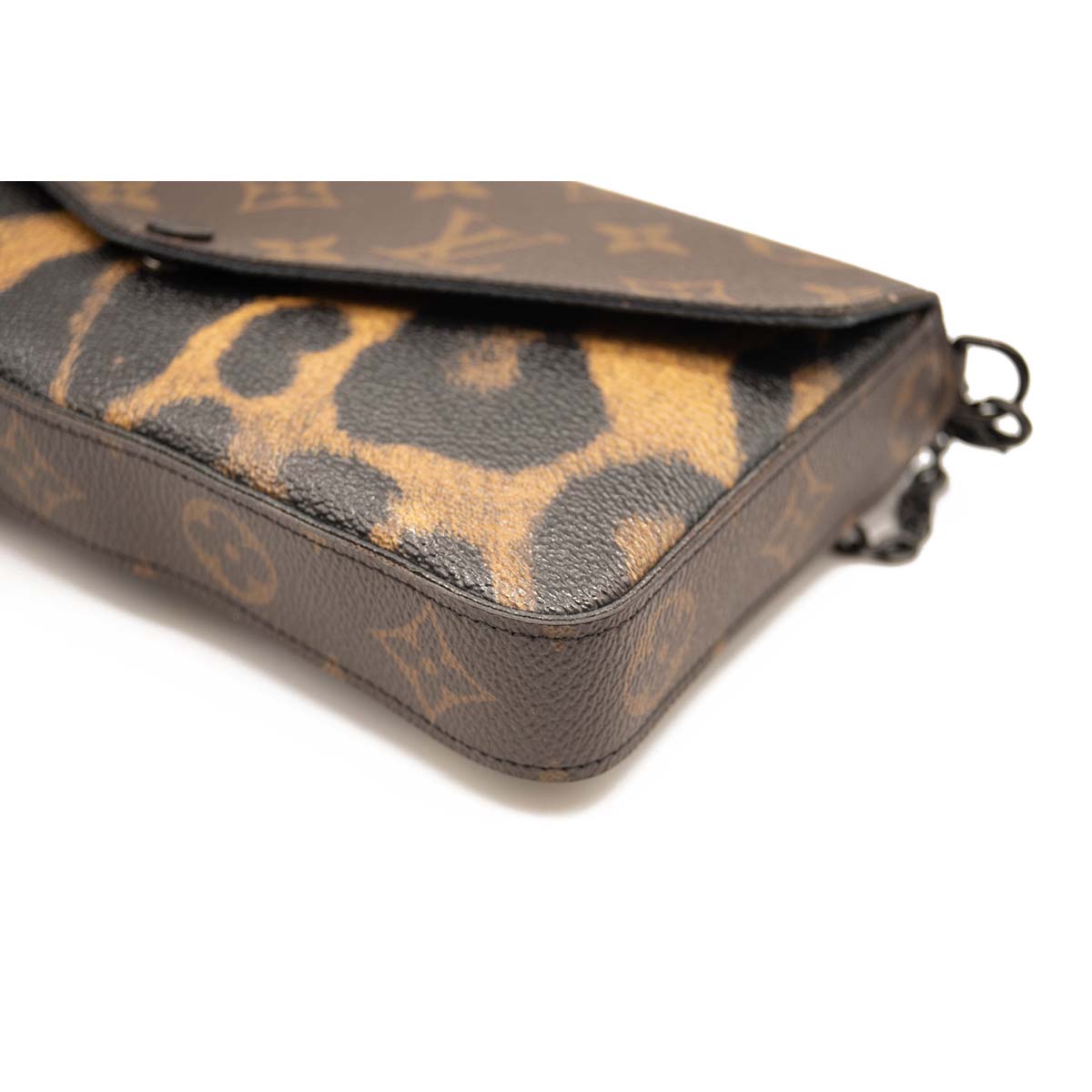 LOUIS VUITTON Monogram Animal Print Pochette Felicie Chain Wallet