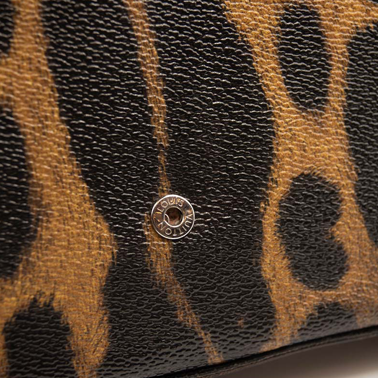 LOUIS VUITTON Monogram Animal Print Pochette Felicie Chain Wallet