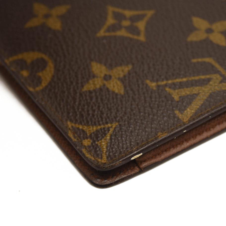 LOUIS VUITTON Monogram Passport Cover