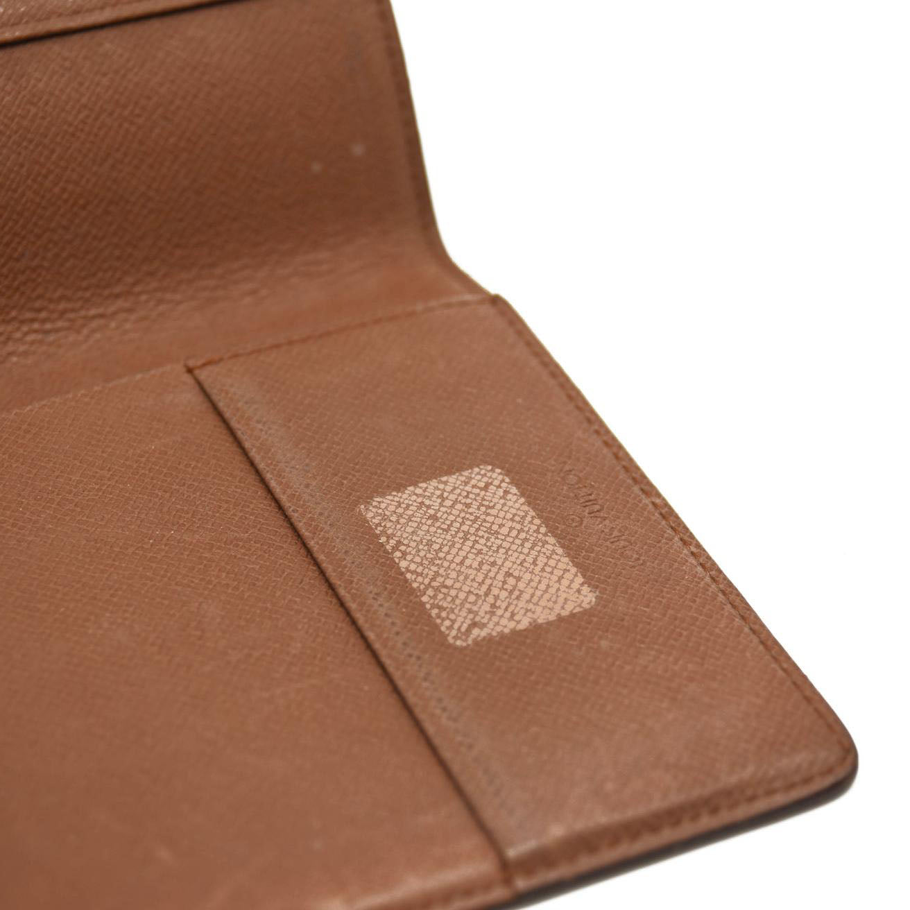LOUIS VUITTON Monogram Passport Cover