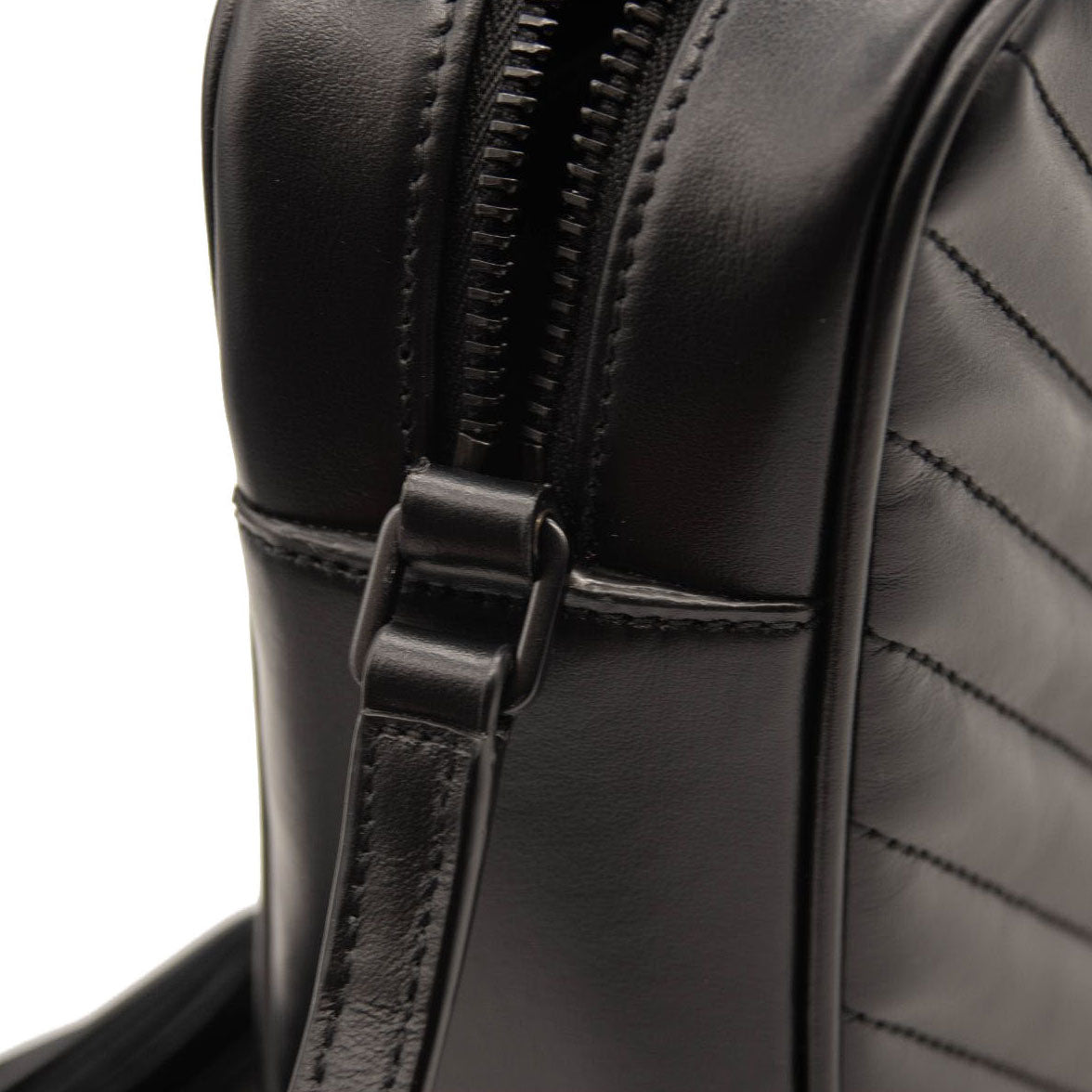 NEW SAINT LAURENT Calfskin Matelasse Monogram Monochrome Lou Camera Bag Black