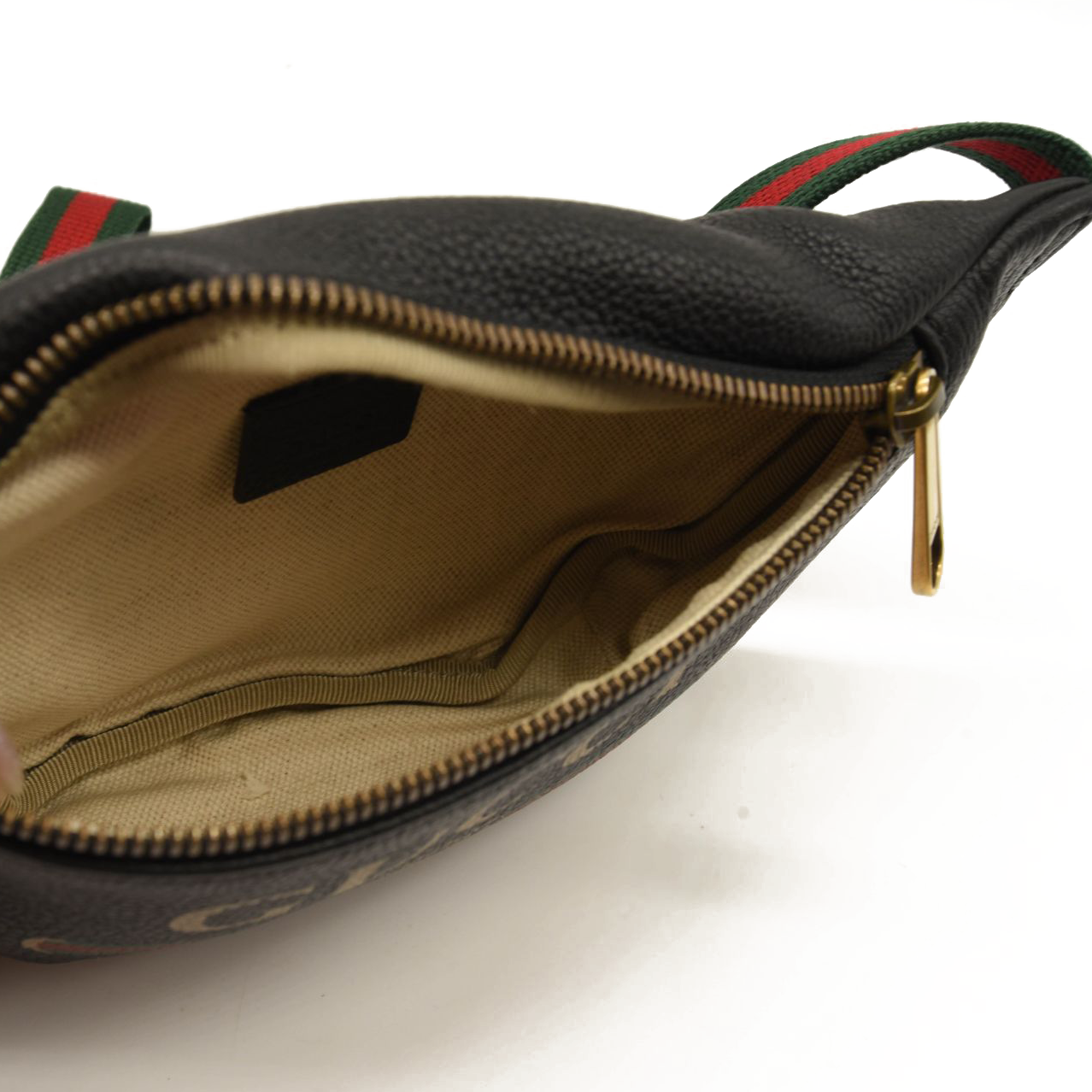 Gucci Grained Calfskin Small Logo Belt Bag Black