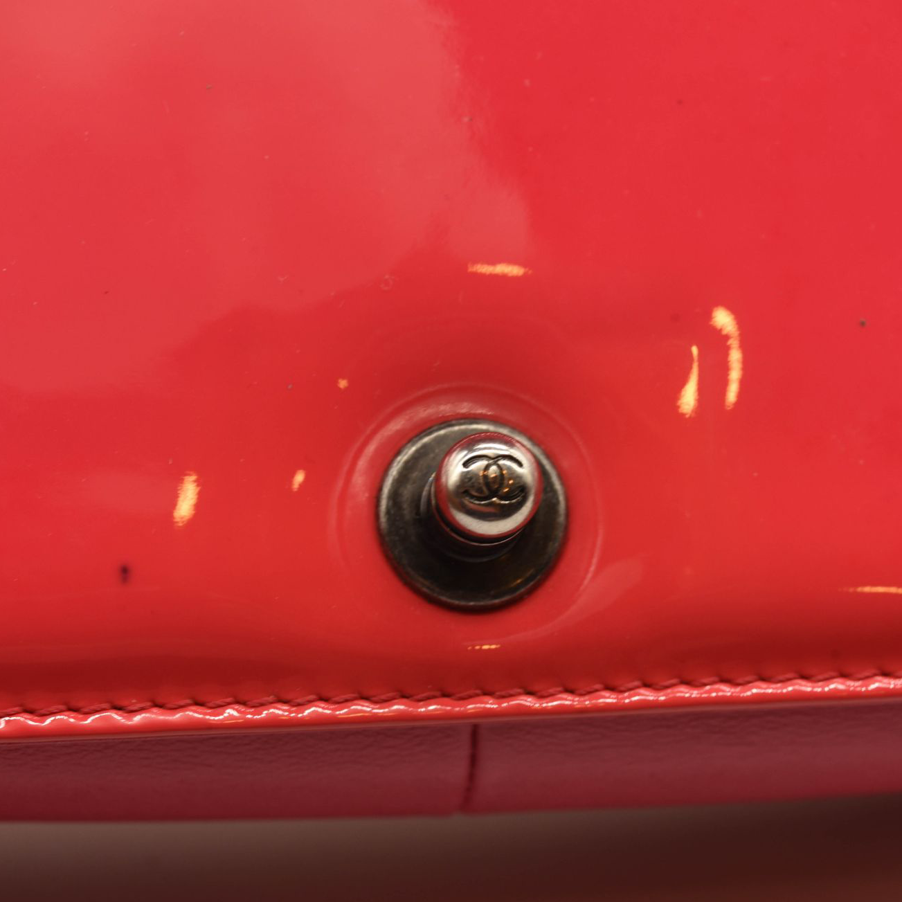 Chanel Patent Calfskin Enamel Quilted Medium Boy Flap Dark Pink