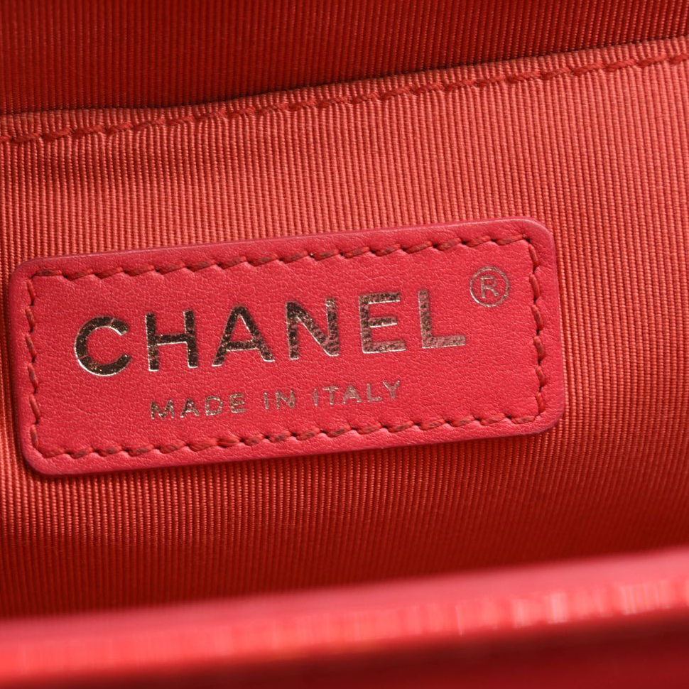 Chanel Patent Calfskin Enamel Quilted Medium Boy Flap Dark Pink