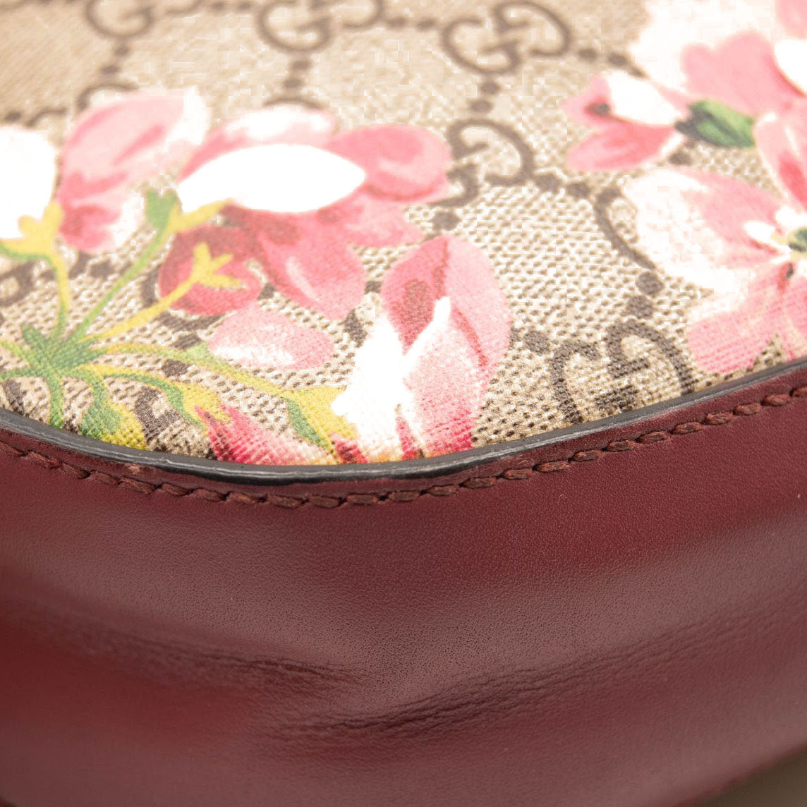 Gucci GG Supreme Monogram Blooms Mini Chain Shoulder Bag Beige Multicolor Dry Rose