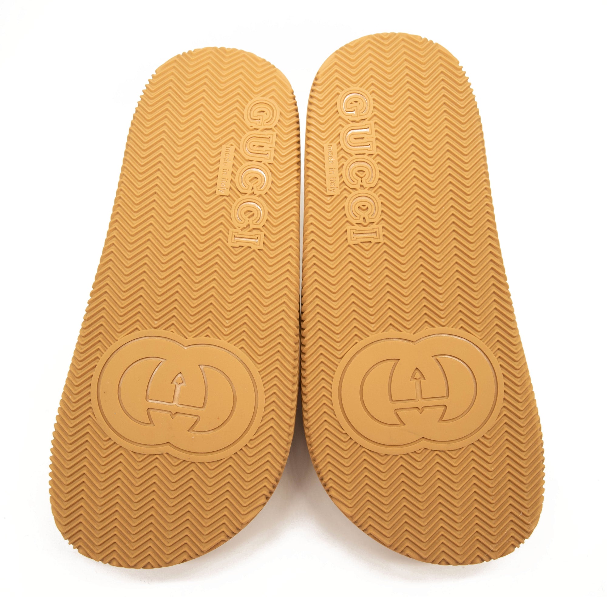 NEW Gucci Pursuit GG Logo Slide Sandal (Women) WHITE 39 EU