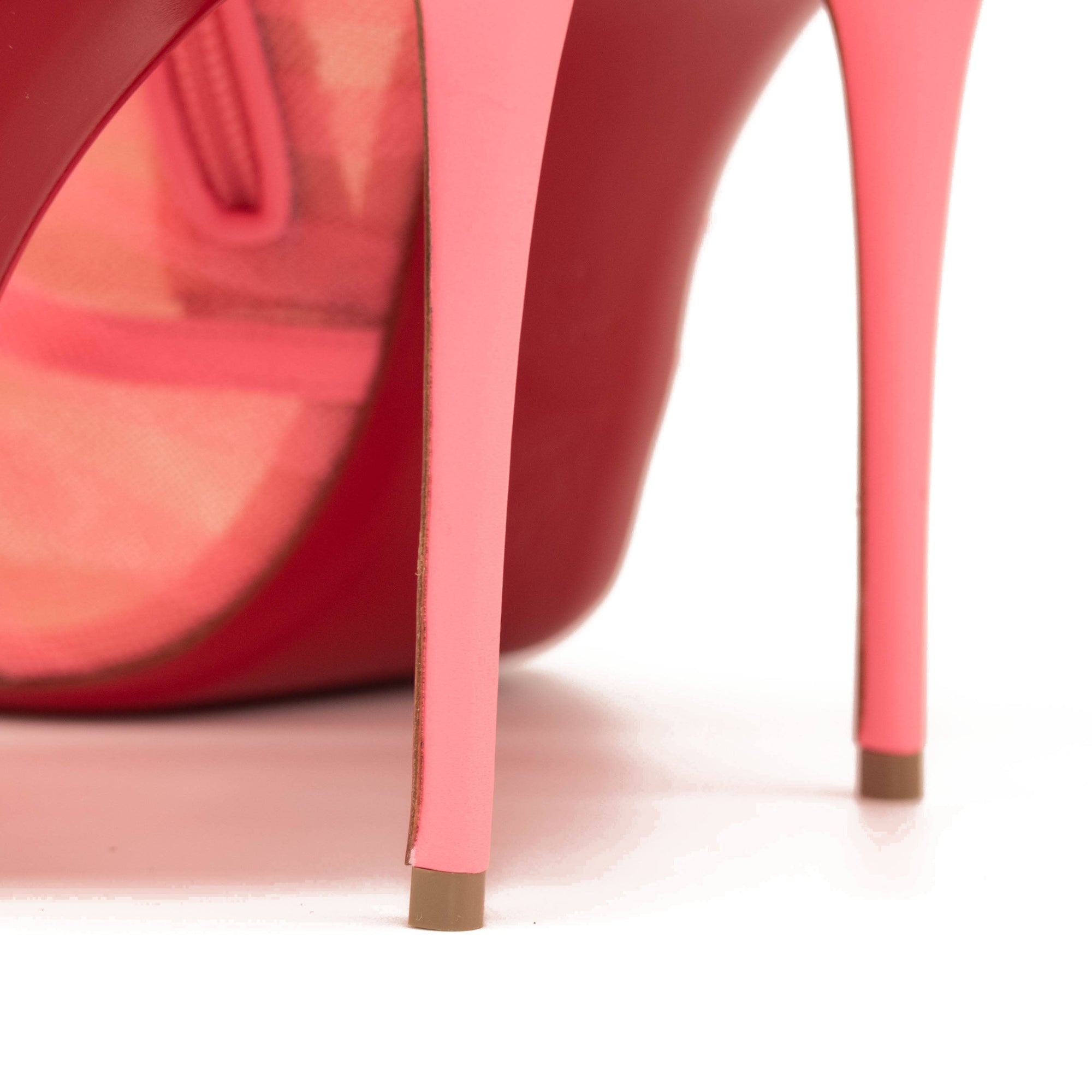 NEW $1795 Christian Louboutin Libellibooty Mesh Red Sole Stiletto Booties EU 39.5