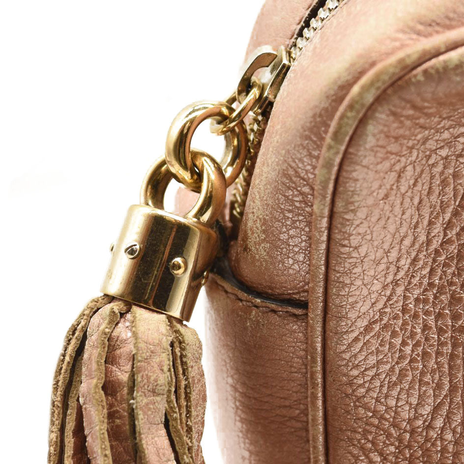 GUCCI Metallic Pebbled Calfskin Small Soho Disco Bag Pink Rose Gold