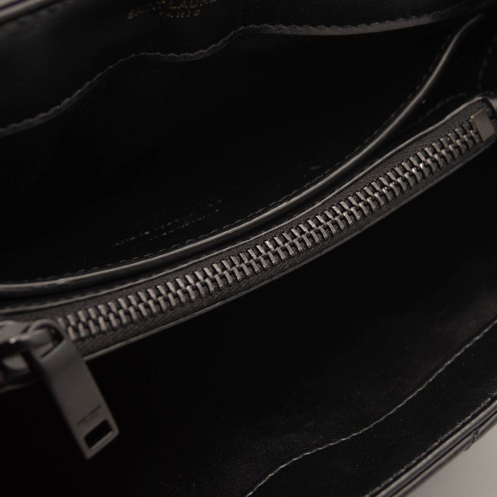 USED SAINT LAURENT Calfskin Y Quilted Monogram Monochrome Small Loulou Chain Satchel Black