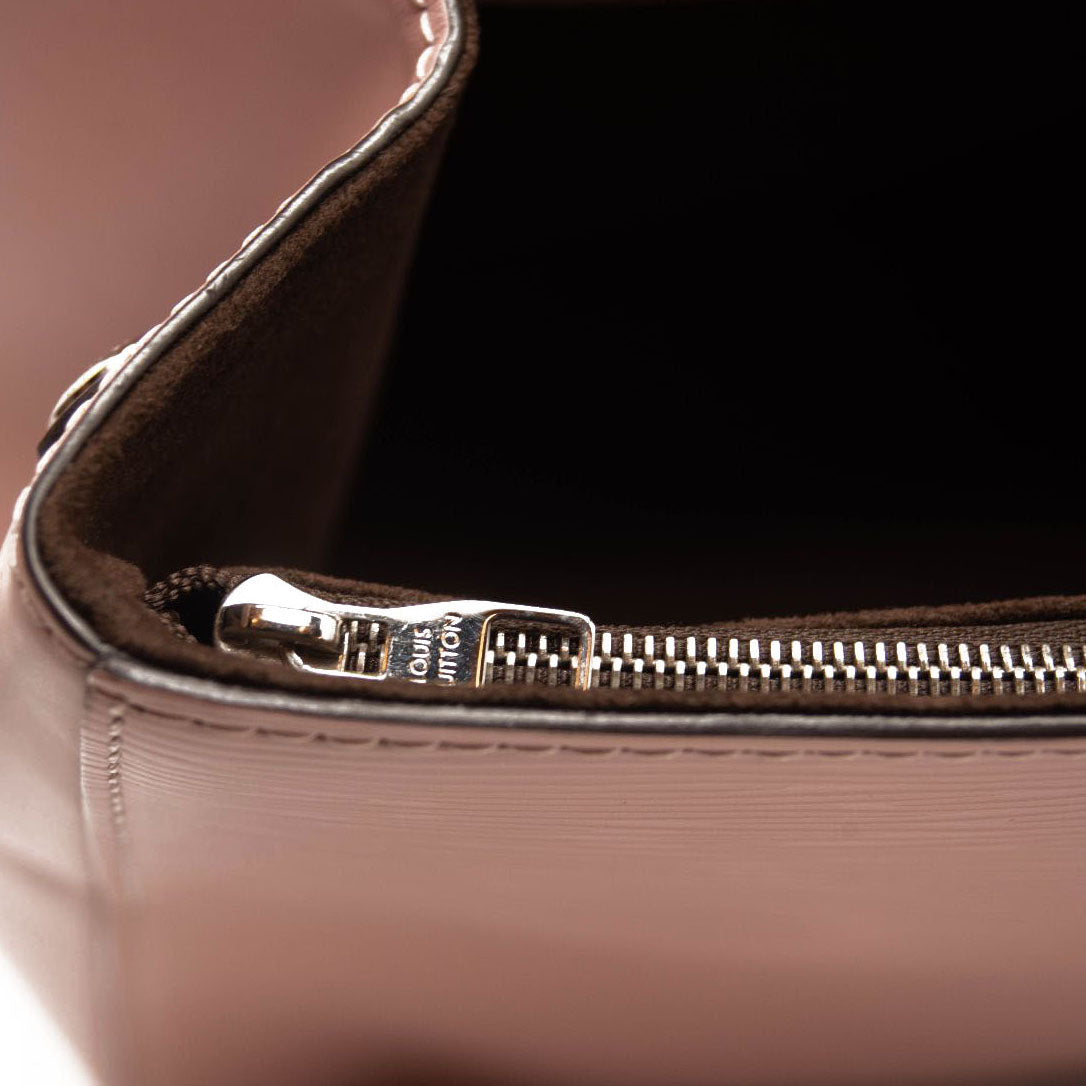 Louis Vuitton Epi Cluny MM Rose Ballerine Pink