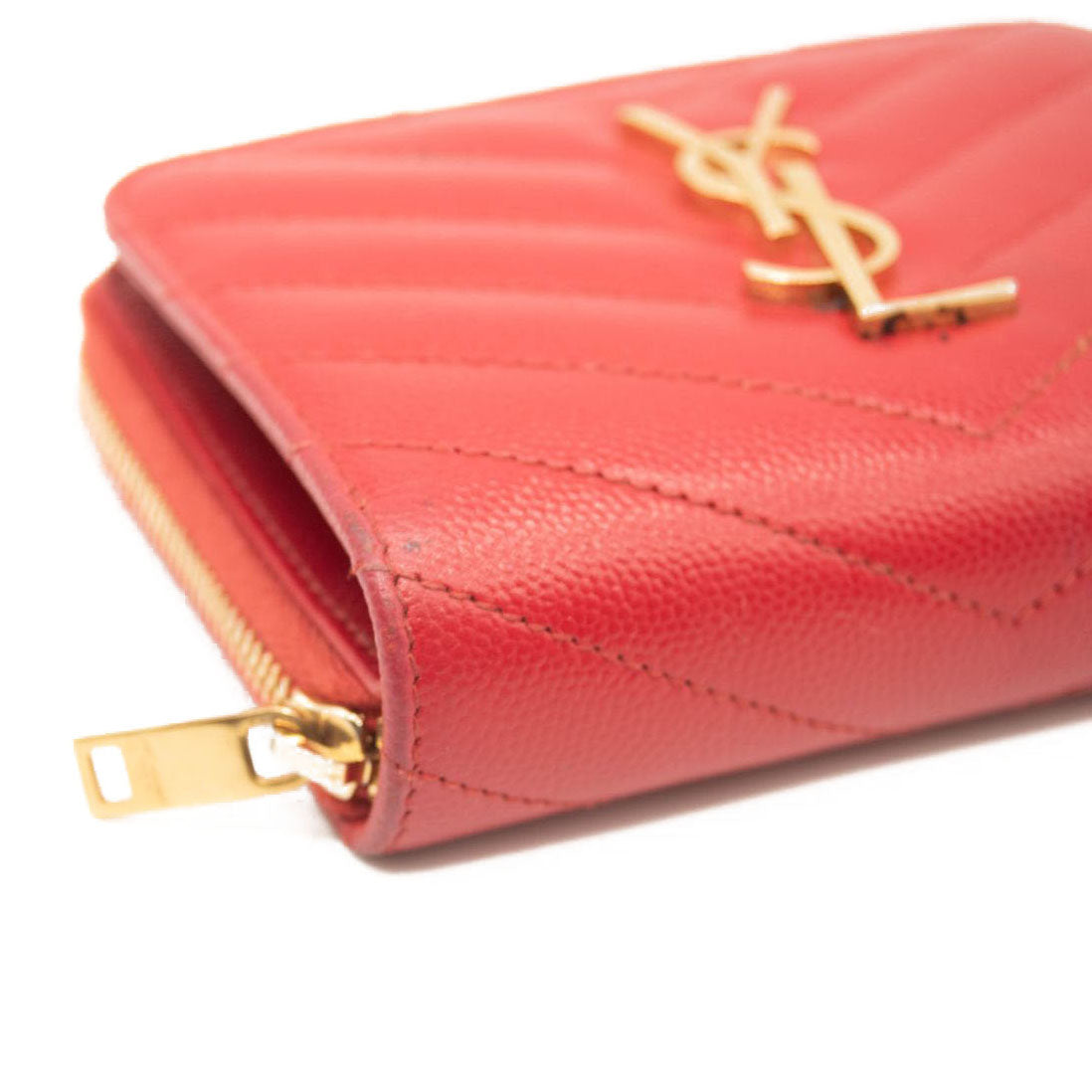 Saint Laurent Grain De Poudre Matelasse Chevron Monogram Compact Zip Around Wallet
