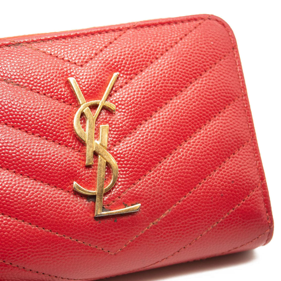 Saint Laurent Grain De Poudre Matelasse Chevron Monogram Compact Zip Around Wallet