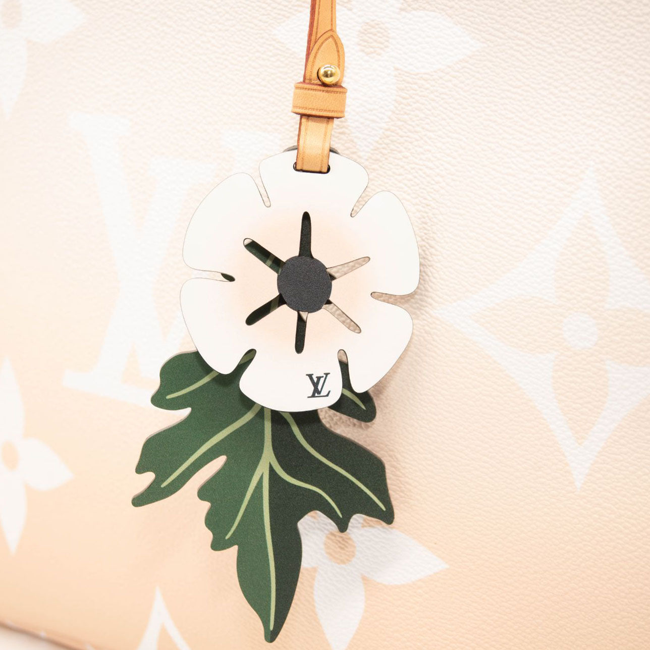 Louis Vuitton Monogram Giant By The Pool Neverfull MM Brume