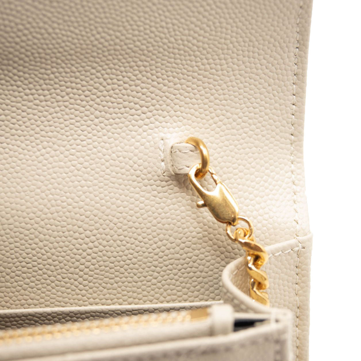 NEW SAINT LAURENT Grain De Poudre Matelasse Chevron Cassandre Envelope Chain Wallet Nude Powder