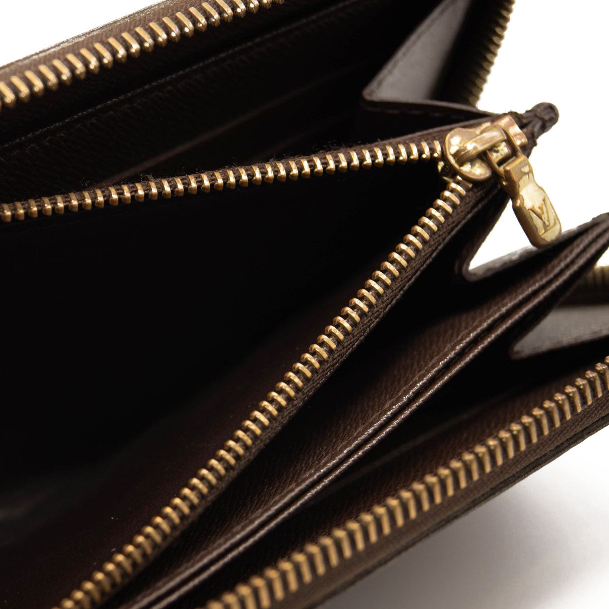 LOUIS VUITTON Damier Ebene Zippy Wallet CA1049