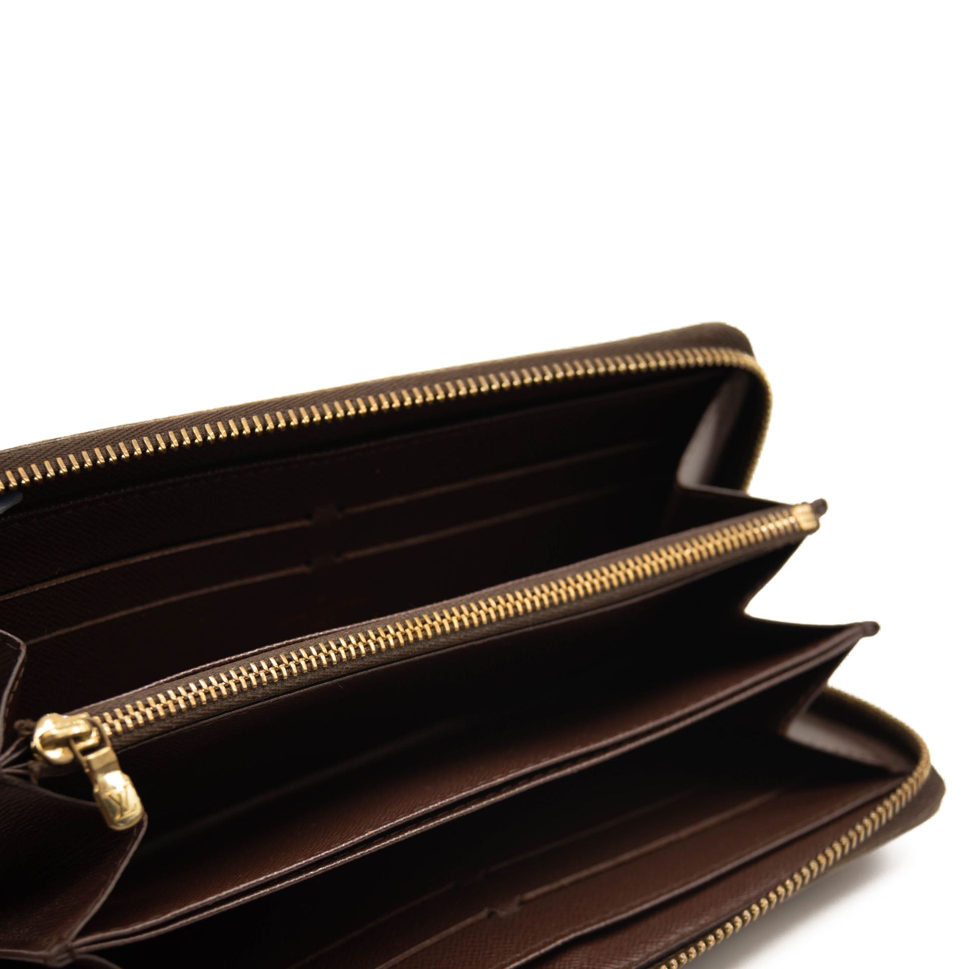 LOUIS VUITTON Damier Ebene Zippy Wallet CA2037