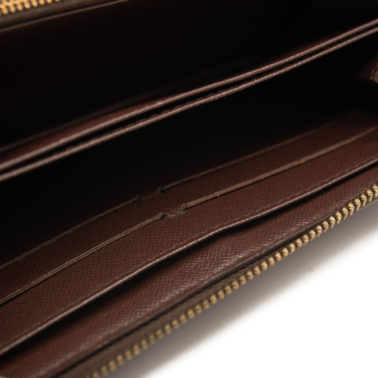 LOUIS VUITTON Damier Ebene Zippy Wallet CA2037