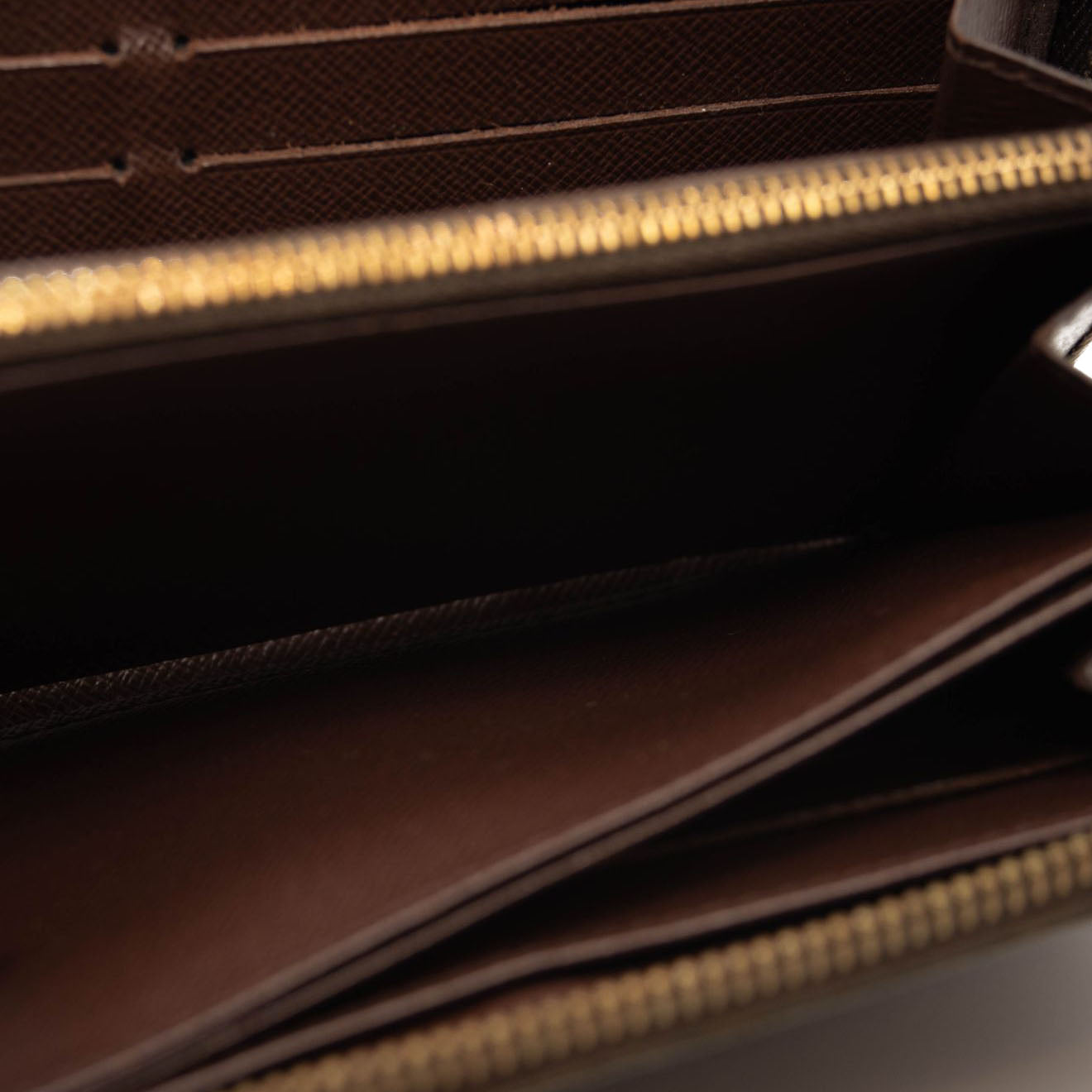 LOUIS VUITTON Damier Ebene Zippy Wallet CA2037