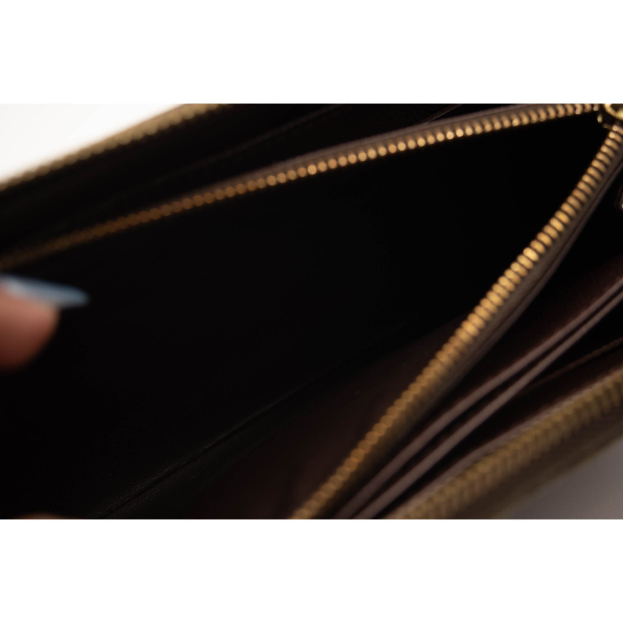 LOUIS VUITTON Damier Ebene Zippy Wallet CA2037