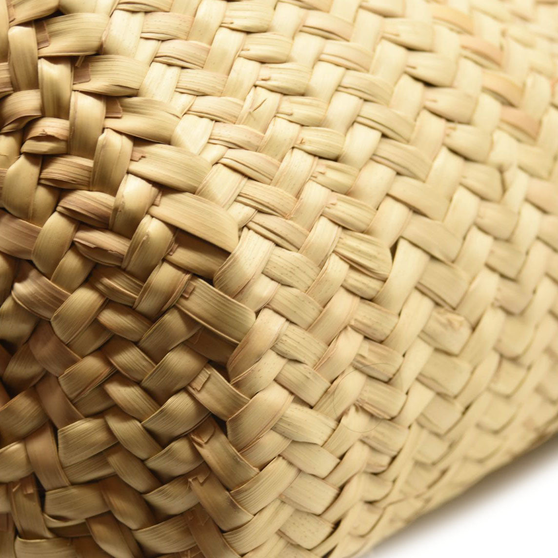NEW CHRISTIAN LOUBOUTIN Woven Straw Loubishore Tote Beige