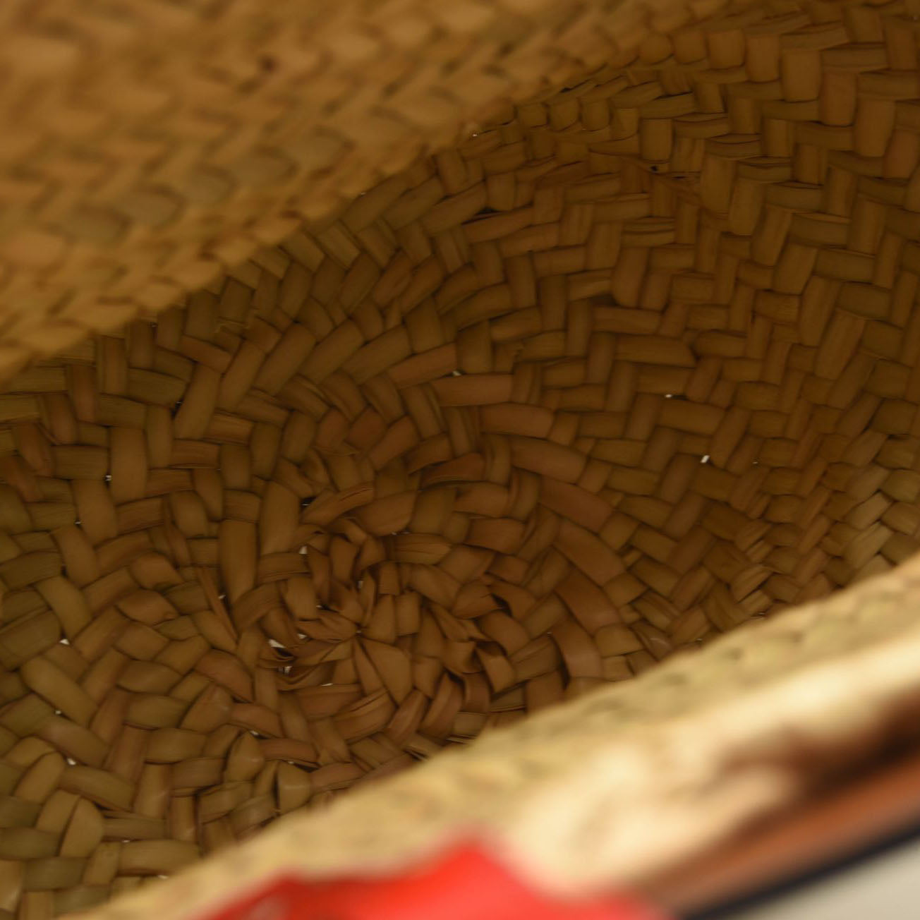 NEW CHRISTIAN LOUBOUTIN Woven Straw Loubishore Tote Beige