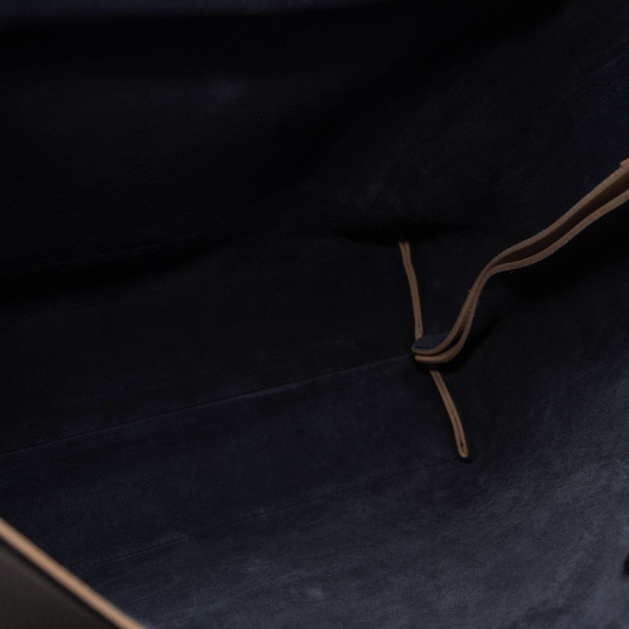 NEW $1650 Chloé Sense Medium East-West Tote Bag