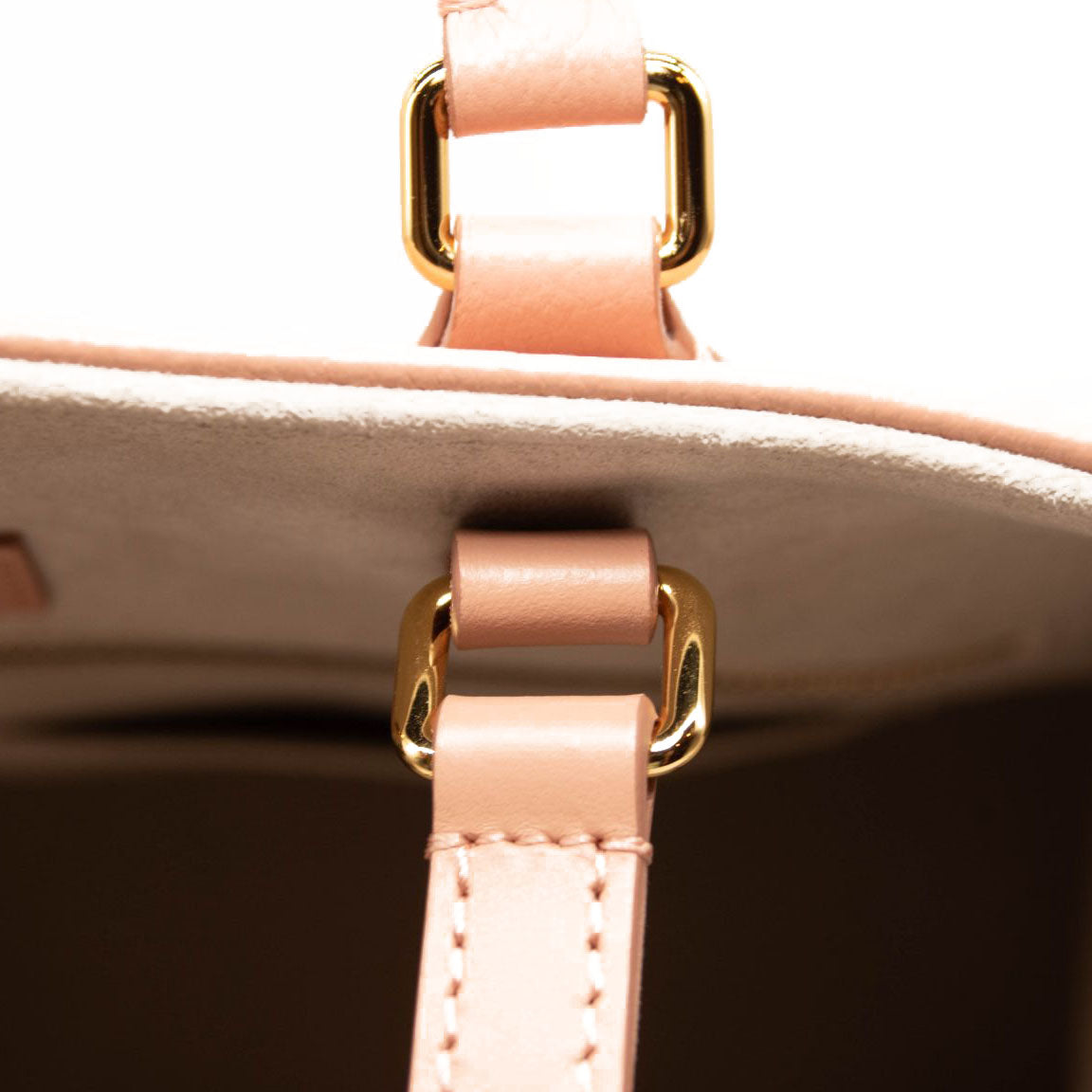 LOUIS VUITTON Empreinte Monogram Giant Onthego MM Arizona Creme