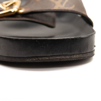 Bom dia leather mules Louis Vuitton Black size 38 EU in Leather - 27787412