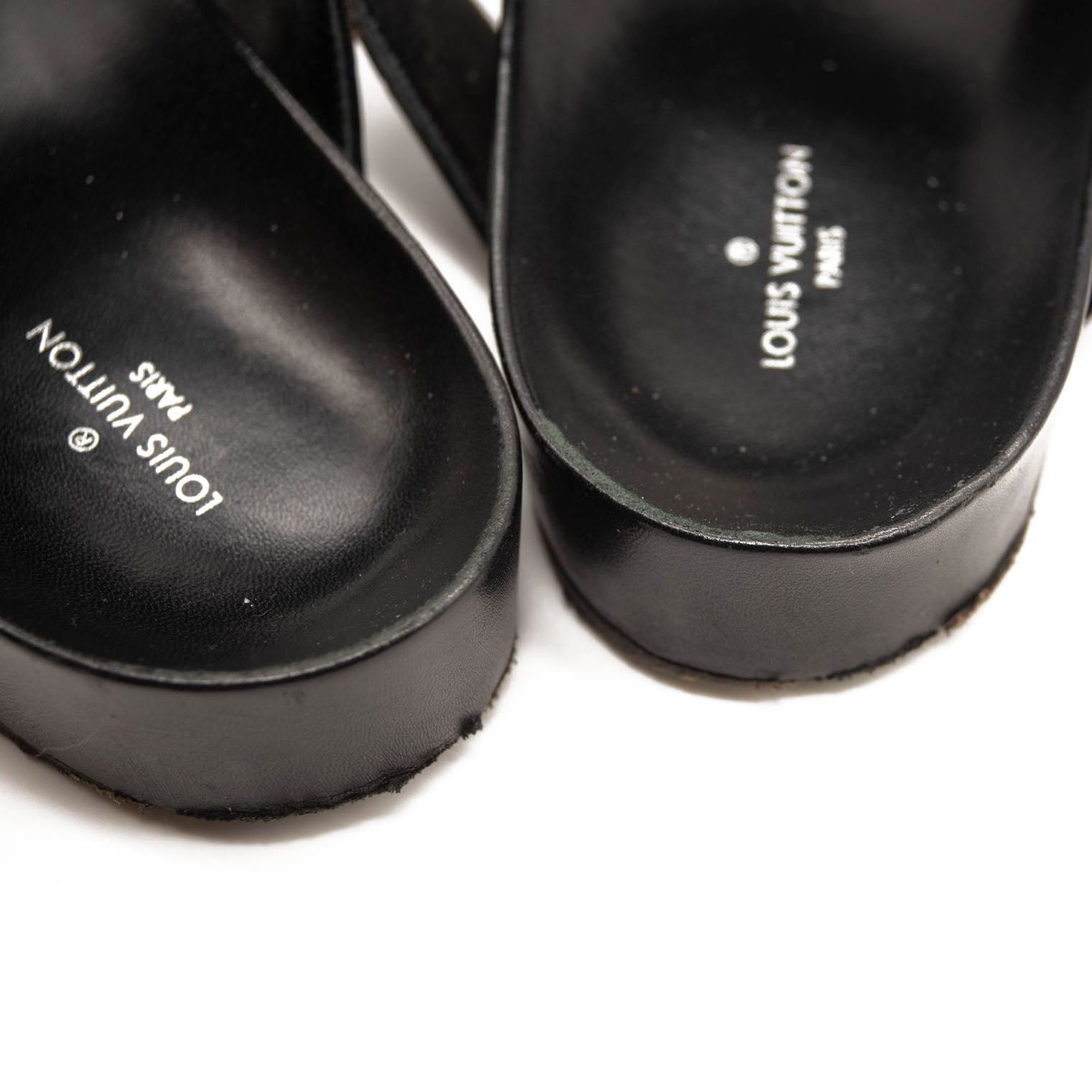 Bom dia leather sandal Louis Vuitton Black size 39.5 EU in Leather