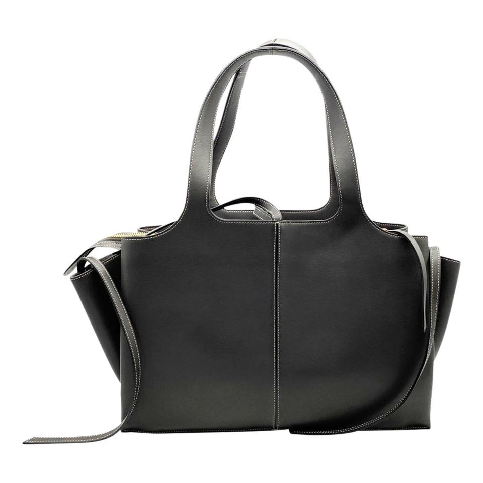 Chanel Bowling Smooth Calfskin Large Luxe Ligne Bowler Black Leather  Shoulder Bag