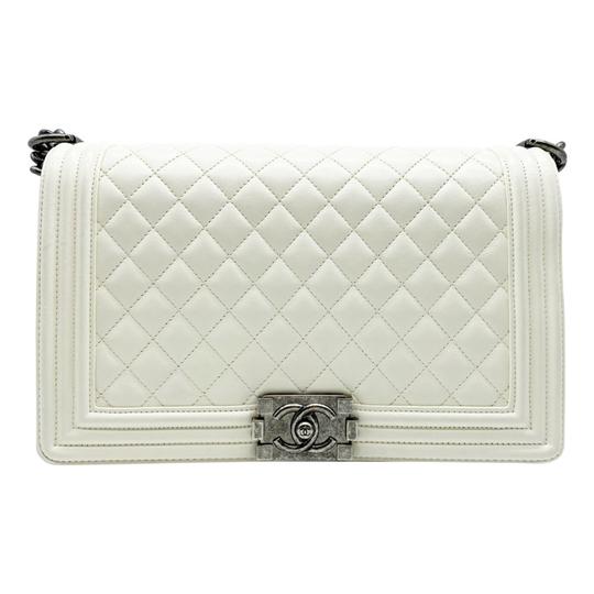 Chanel Handbag Boy Lambskin Quilted New Medium Flap White Leather Shoulder Bag