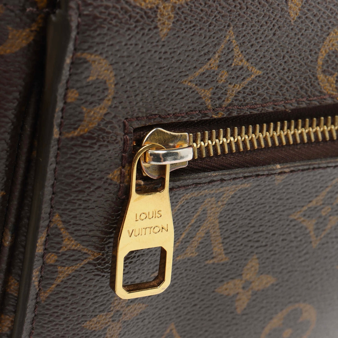 Louis Vuitton Monogram Pochette Metis PL3116