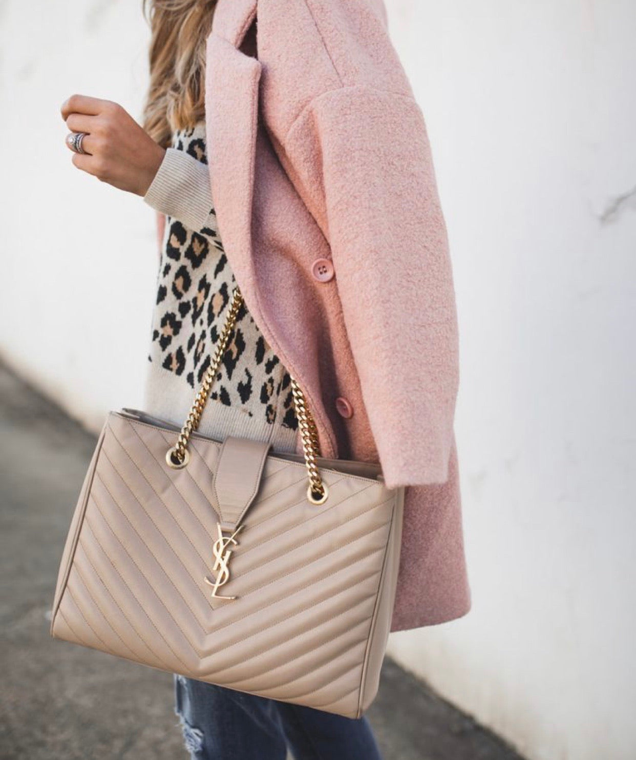 Saint Laurent Monogram Shopping Grain De Poudre Matelasse Chevron Beige Leather Shoulder Bag